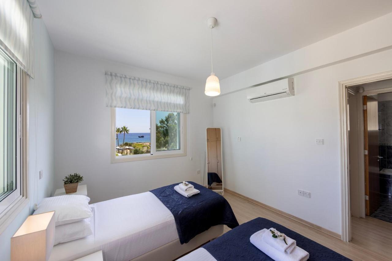 Protaras Sunrise Zen Seafront Villa Extérieur photo