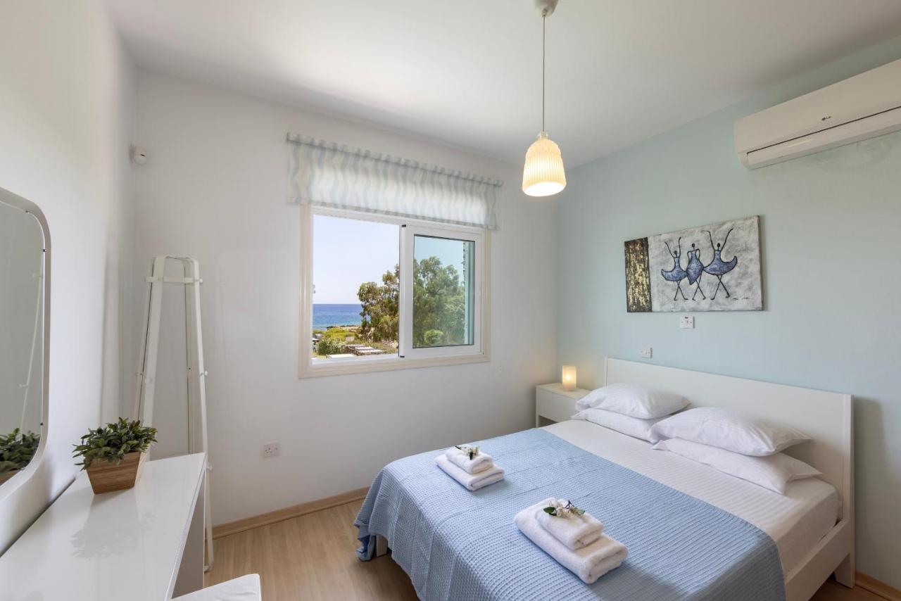 Protaras Sunrise Zen Seafront Villa Extérieur photo
