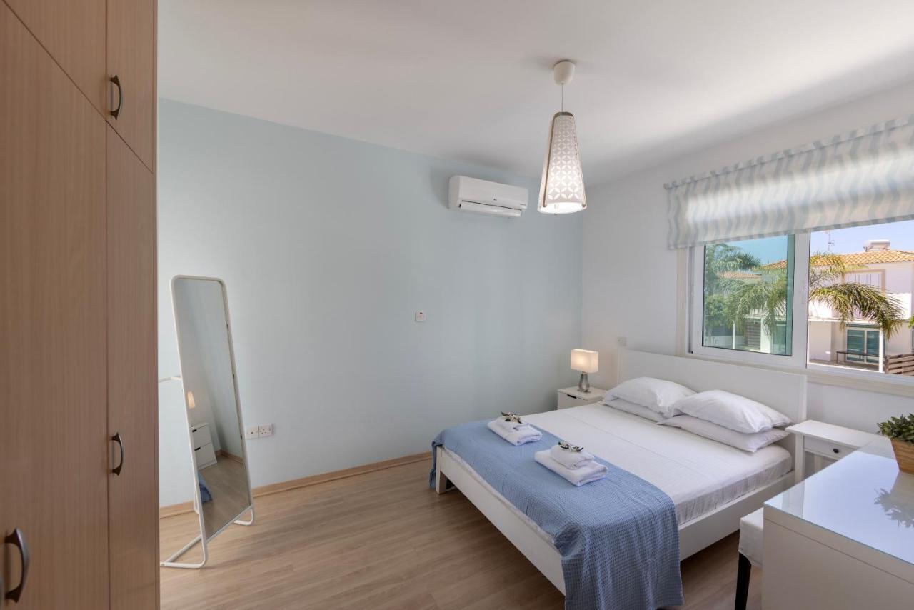 Protaras Sunrise Zen Seafront Villa Extérieur photo
