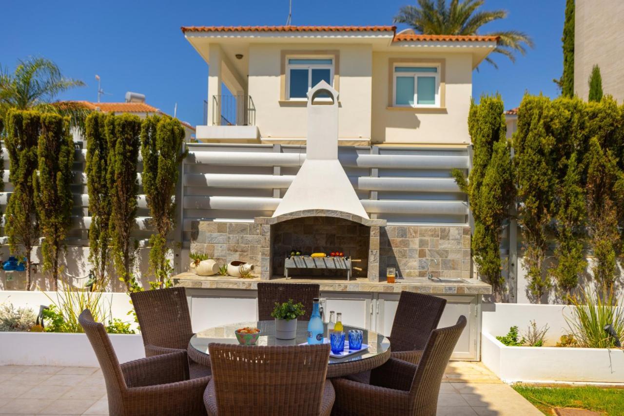 Protaras Sunrise Zen Seafront Villa Extérieur photo